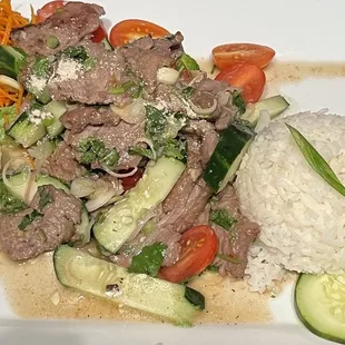Nam Tok (Beef Salad)