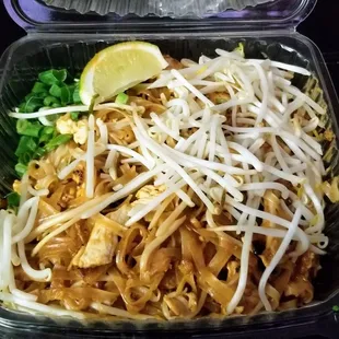 Chicken Pad Thai