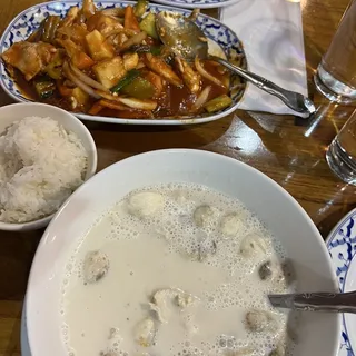 Tom Kha