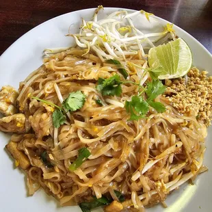 Pad Thai with Chicken
