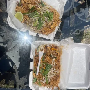 Pad thai chicken