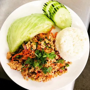 Larb gai salad