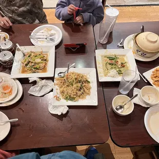 a table full of food and drinks