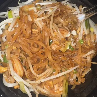 E 10. TH Pad Thai Noodle