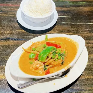Red Curry w/ Shrimp, Rice