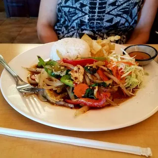 L3. BBQ Chicken Lunch Special