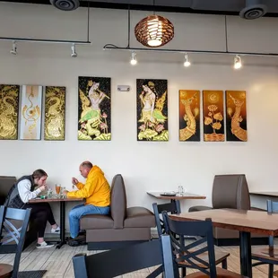 Decor at Thai House Bistro