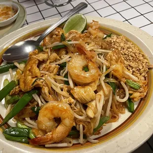 Pad Thai house specially with shrimp, chicken. Fab!