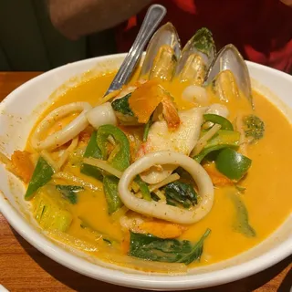 Thai House Favorite Seafood