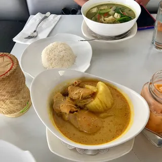 Yellow Curry with Chicken