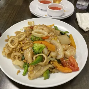 Sea food Drunken noodles