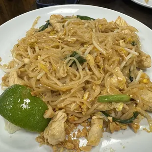 Chicken Pad Thai Noodle
