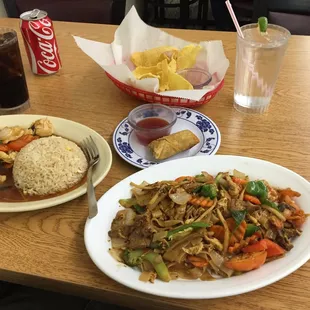 Combination stir fired noodle &amp; ginger chicken plate . Yumm