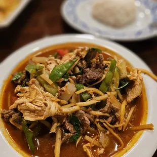 Phad Ke Mow with beef &amp; chicken
