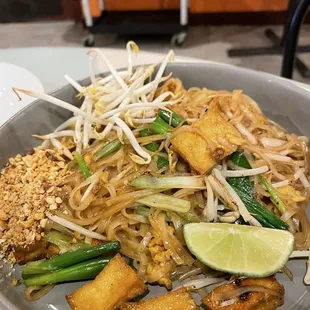 ramen and noodles, ramen, noodle dish, noodles, food, noodle soup