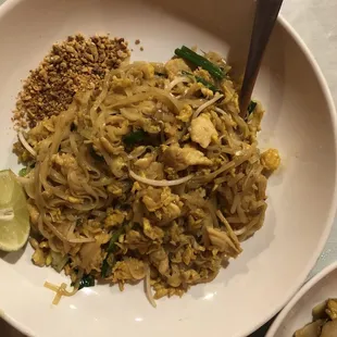 Chicken pad Thai