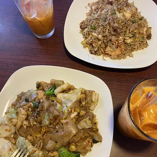 Pad See Ew, Fried Rice and Thai Tea