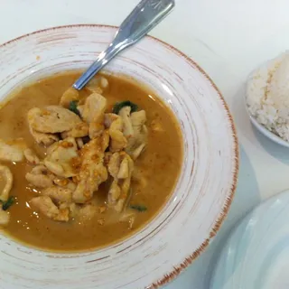 Panang Curry*