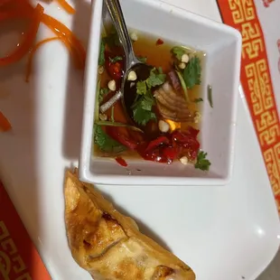 I love the potstickers. They come 8 to an order. The best part is the sauce they serve with the potstickers.