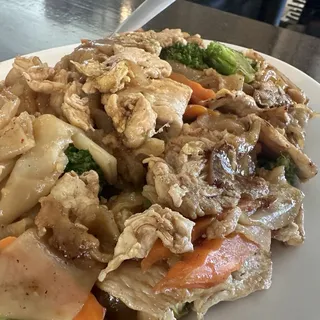 Pad Se-ew