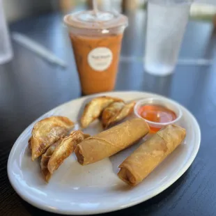 Crispy Chicken Dumpling &amp; Crispy Spring Roll - @rayz