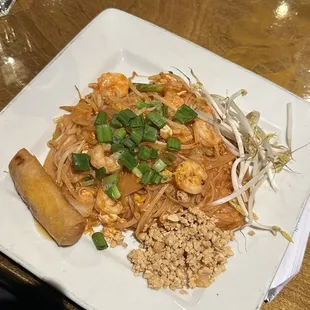 food, ramen and noodles