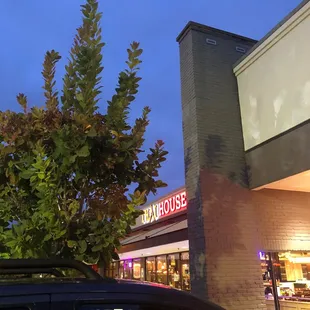 Pulling up to the Thai House