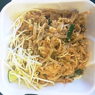 Pad Thai with Chicken