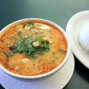 #3 chicken lemon grass soup