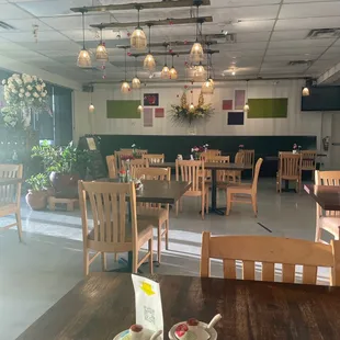 Open seating-No wait.