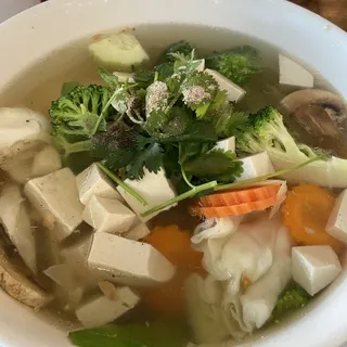 Thai Vegetable and Tofu Soup