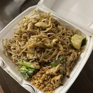 Chicken Pad Thai no tofu on medium spice