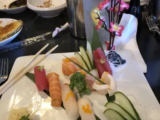 Koi Ramen & Sushi
