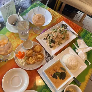 Phanaeng curry, crab Rangoon, spicy rice, Thai tea