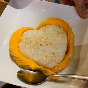 Sweet Sticky Rice with Mango