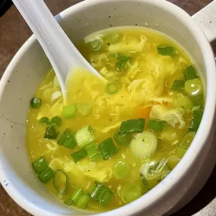 Not a fan... egg drop soup wannabe. Comes with lunch special.