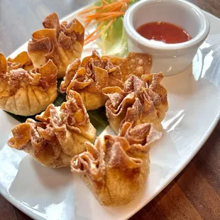 Crab wontons