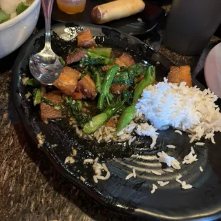 CRISPY PORK CHINESE BROCCOLI ( KANA MU KROB)