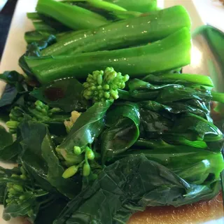 CHINESE BROCCOLI WITH OYSTER SAUCE