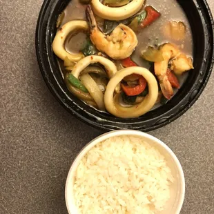 17. Krapow Dinner (seafood)