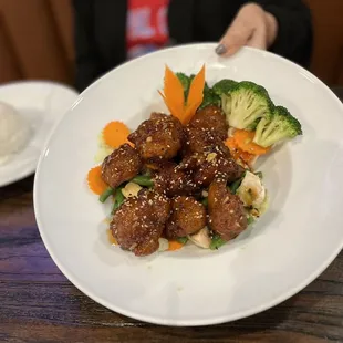 SESAME CHICKEN DINNER