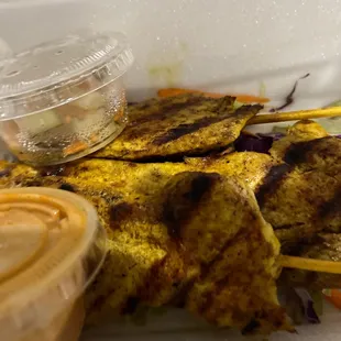 grilled chicken skewers with peanut sauce