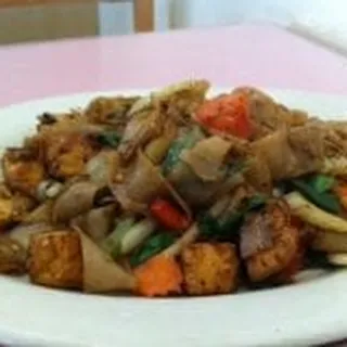Pad Kee Mao (L)