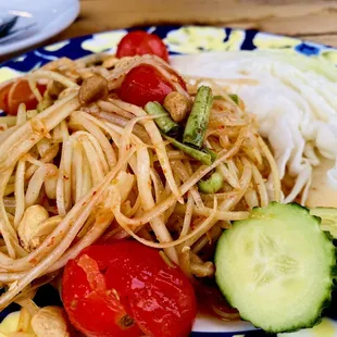 Spicy papaya salad