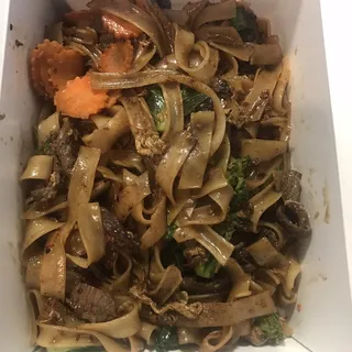 N2. Pad Se Ew Noodles