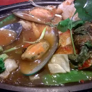 Volcano Seafood Dinner