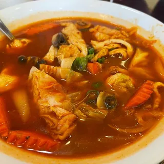 SO20. Large Tom Yum (Hot and Sour Soup)