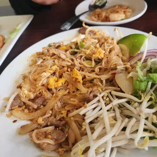 Pad thai
