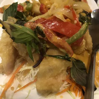 Deep-Fried Fish with Red Curry Sauce