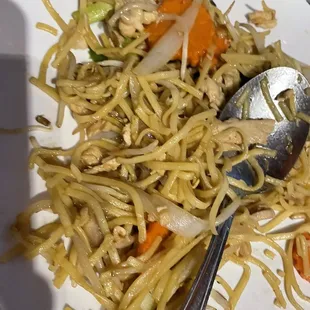 Lo Mein chicken